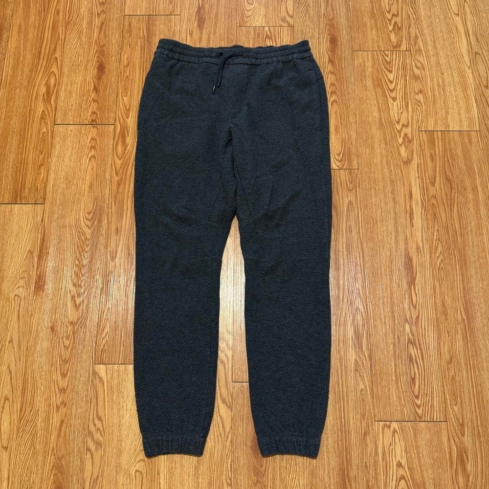 Quince Men's Waffle Knit Joggers Medium Gray Stretch Performance Sweatpants